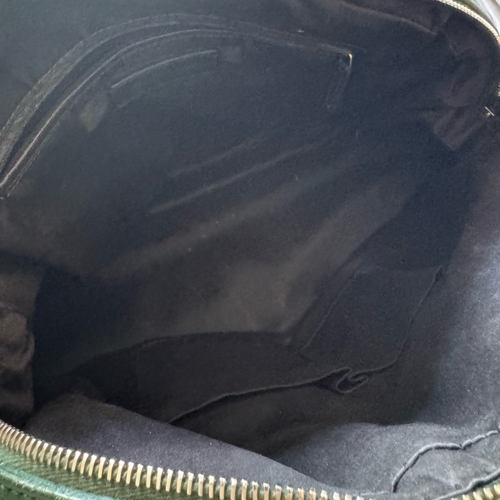 Saint Laurent Medium Muse Handbag - Picture 8 of 16